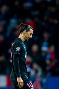 s Zlatan Ibrahimovic lämnar planen