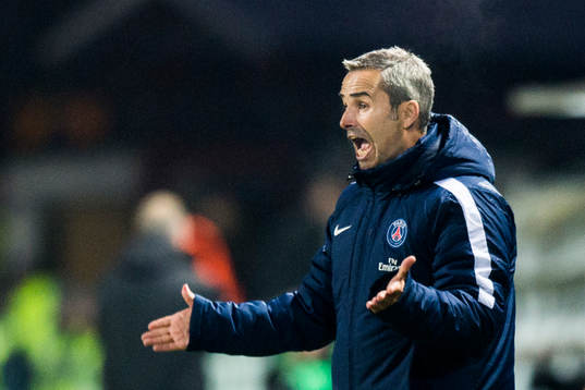 s tränare François Rodrigues