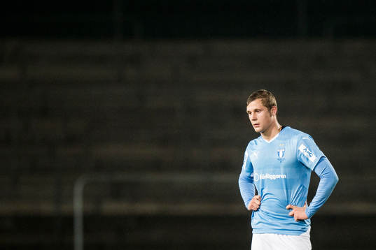 Malmö FFs Erik Andersson deppar