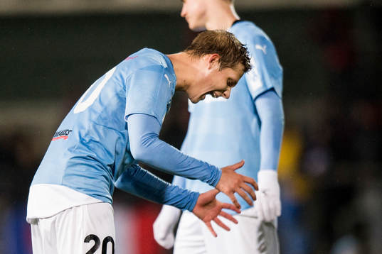 Malmö FFs Erik Andersson deppar