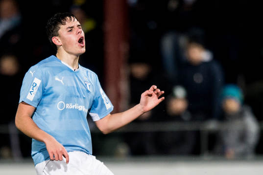 Malmö FFs Samuel Adrian deppar