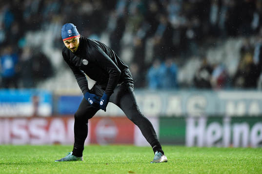 s Zlatan Ibrahimovic stretchar