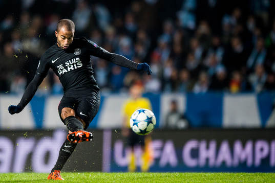 s Moura Lucas skjuter in 0-5 målet