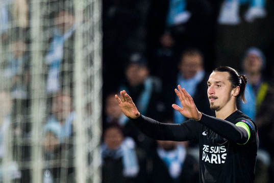 s Zlatan Ibrahimovic jublar