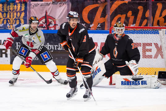 Karlskronas Robin Gartner  skriker