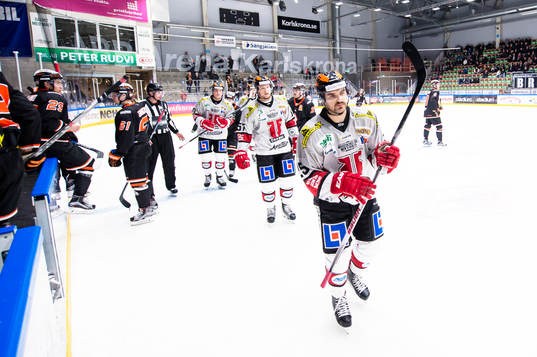Örebros Martin Johansson har gjort 3-3 och jublar