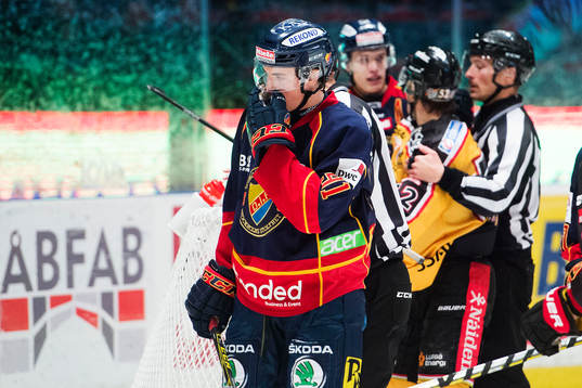 Djurgårdens Daniel Bernhardt deppar