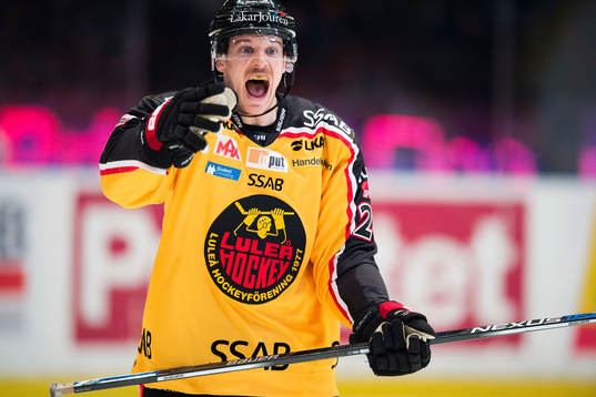 Luleås Brendan Mikkelson reagerar