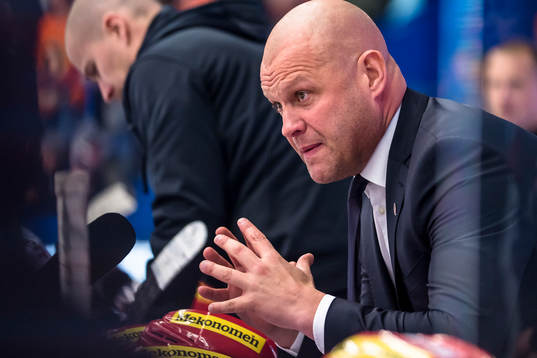 Modos tränare Andreas Johansson