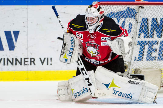 Malmö Redhawks målvakt Jonas Gunnarsson släpper in 1-1