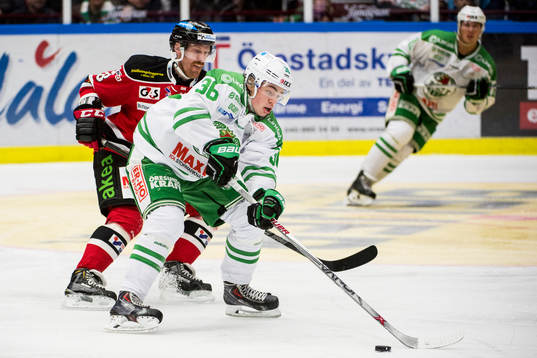Rögles Filip Karlsson och Malmö Redhawks Jens Olsson