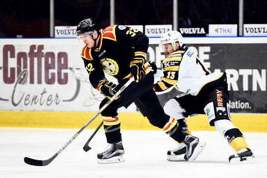 Bollnäs Nick Johnson och Skellefteås Mattias Ritola