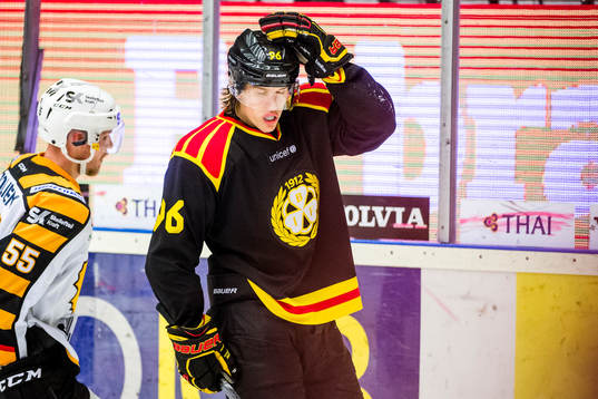 Brynäs Oskar Lindblom deppar