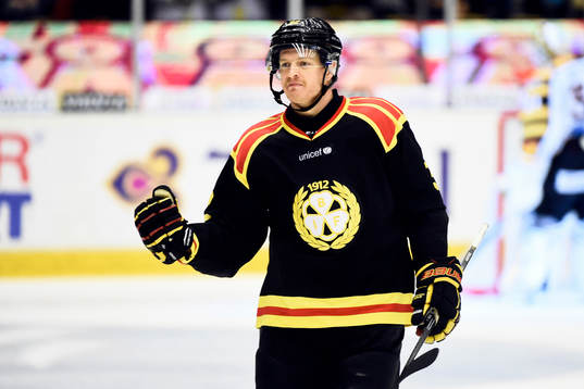 Bollnäs Nick Johnson jublar