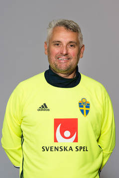 Claes Eriksson, Förbundskapten för P17/98-landslaget