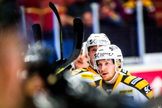 Skellefteås Niclas Burström jublar