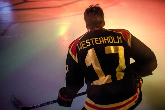 Brynäs Pathrik Westerholm före ishockeymatchen i SHL