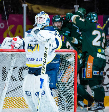 s målvakt Fredrik Pettersson-Wentzel deppar