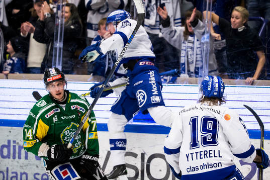Leksands Johan Porsberger Alexander Ytterell jublar