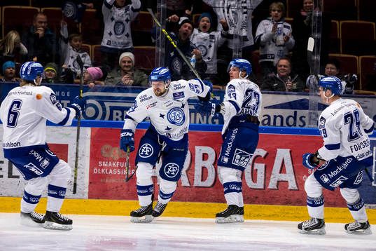 Leksands Viktor Mårtensson jublar
