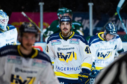 s Chris Campoli deppar