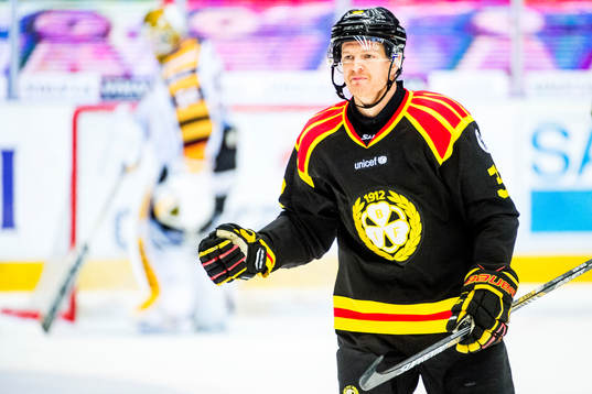 Brynäs Nick Johnson jublar