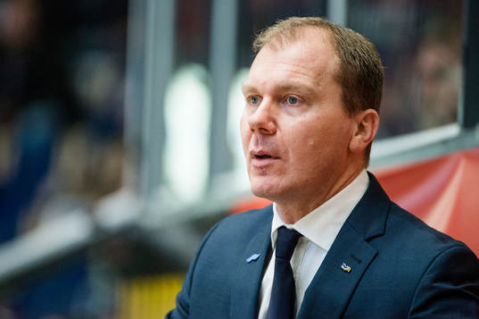 s tränare Johan Lindbom