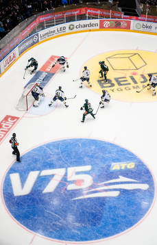 Färjestad i ett anfall i matchstart