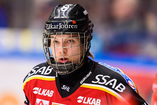 Luleås Jesper Juntto på uppvärmningen