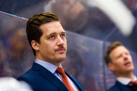 Växjös huvudtränare Sam Hallam