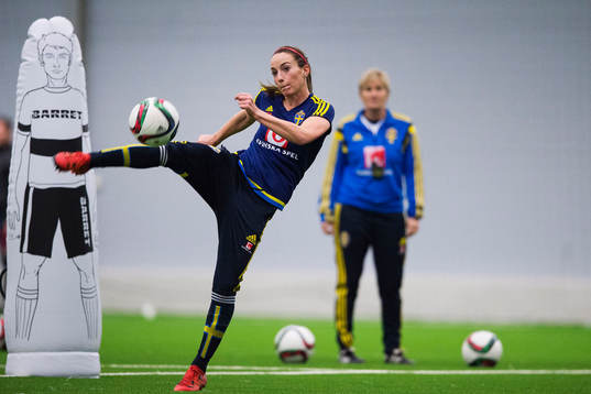 Kosovare Asllani