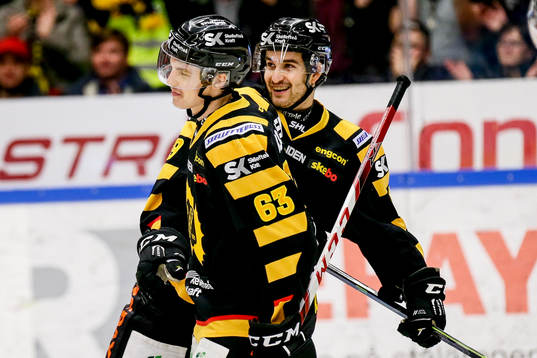 Skellefteås Andrew Calof jublar