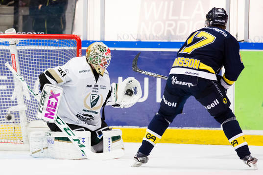 s Emil Johansson