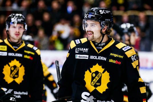 Skellefteås Axel Holmström jublar