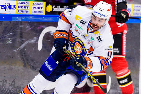 Växjös Josh Hennessy
