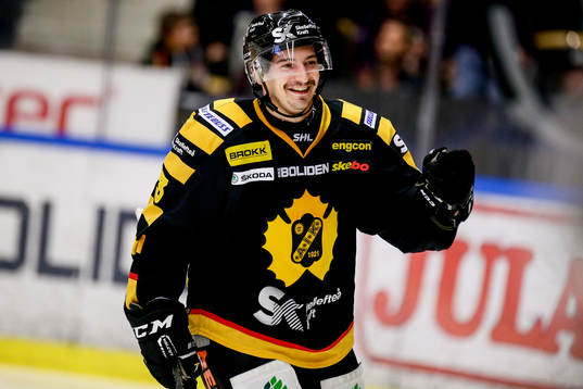 Skellefteås Terry Broadhurst jublar