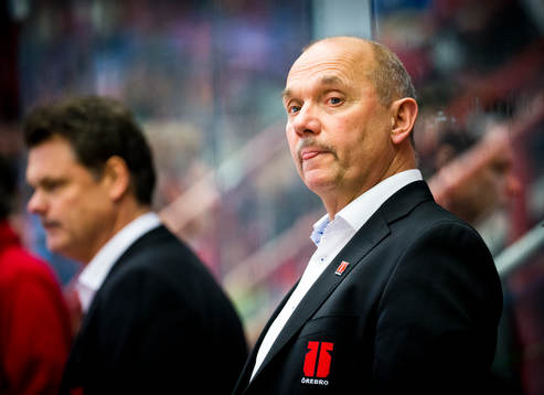 Örebros tränare Kent Johansson lipar