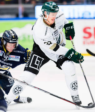 s Anton Bengtsson mot Färjestads Magnus Nygren
