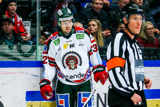 Frölundas Lukas Bengtsson deppar