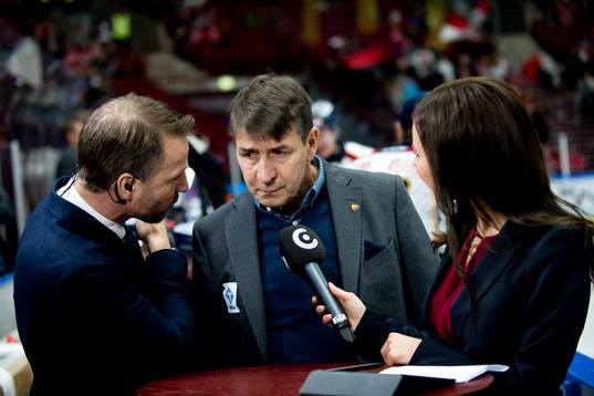 Djurgårdens tränare Hans Särkijärvi i en intervju