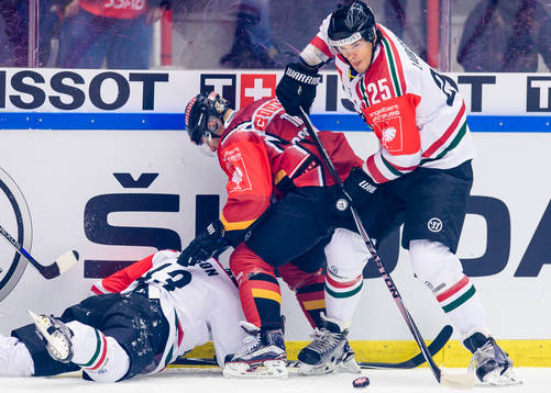 Frölundas Oliver Lauridsen med pucken