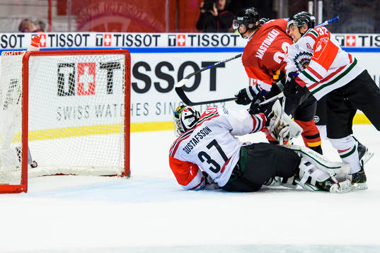 Luleås Christopher Mastomäki gör 3-2 bakom Frölundas