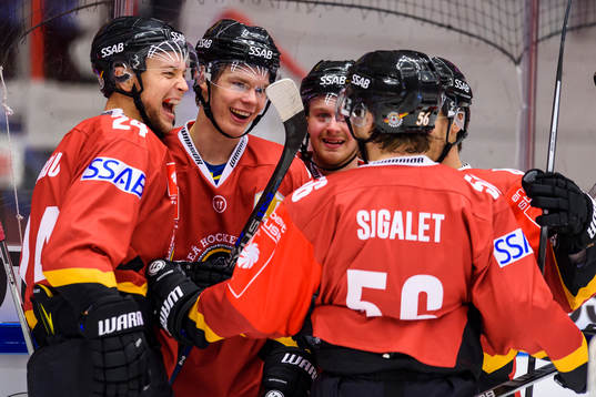 Luleås Christopher Mastomäki(m) jublar
