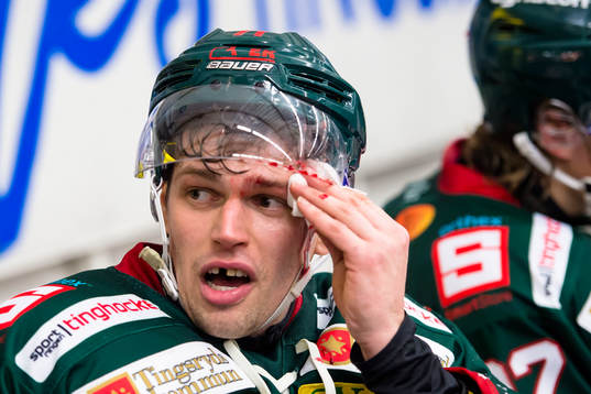 Tingsryds Eric Castonguay blöder