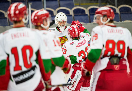 Moras Kristian Jakobsson jublar