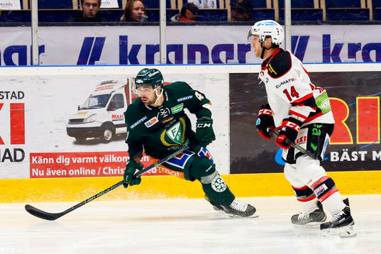 Färjestads Milan Gulas och Malmö Redhawks  Derek Meech