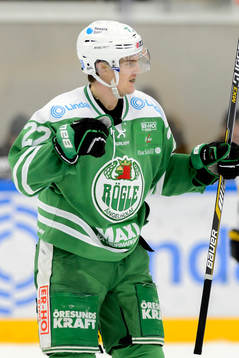 Rögles Sebastian Wännström jublar
