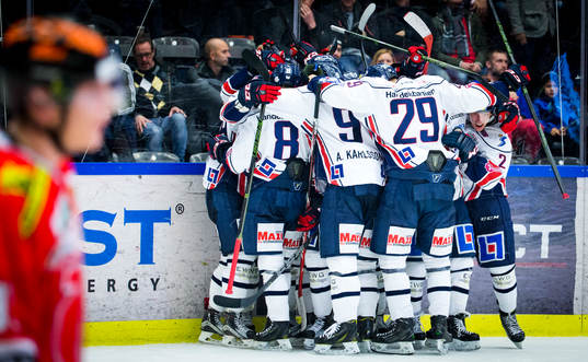 Linköpings Jacob Lilja gör 3-4 på övertid och jublar