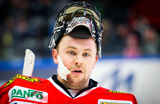 Örebros målvakt Julius Hudacek åter i spel