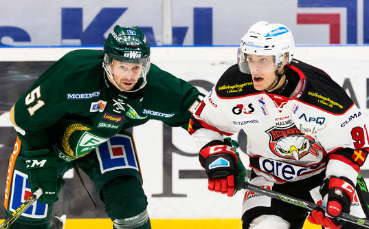 Färjestads Rickard Wallin och Malmö Redhawks  Björn